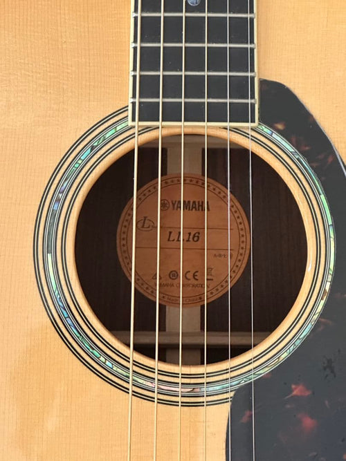Yamaha Acoustic Guitars Ll16