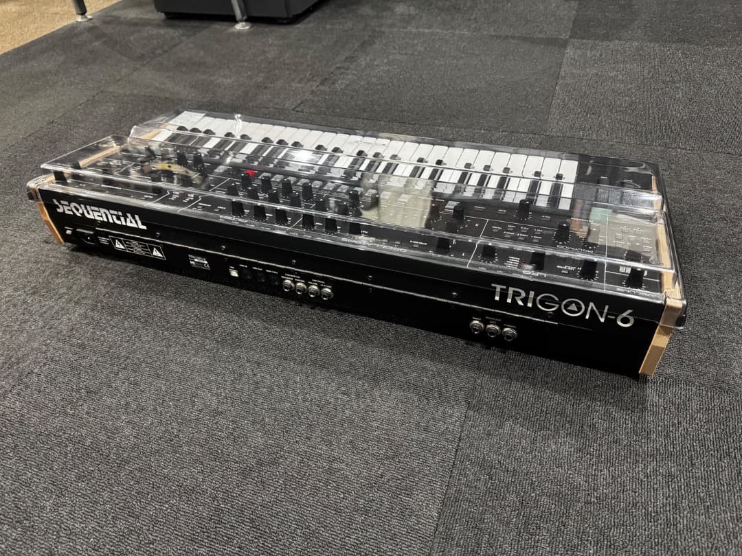 Analog Synthesizer Sequential Trigon-6