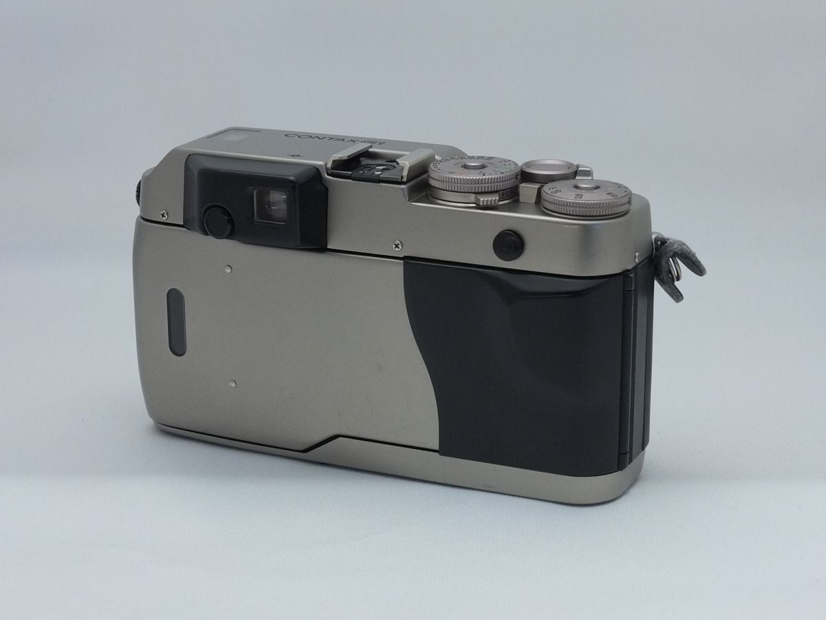 Slr Camera (Film) G1