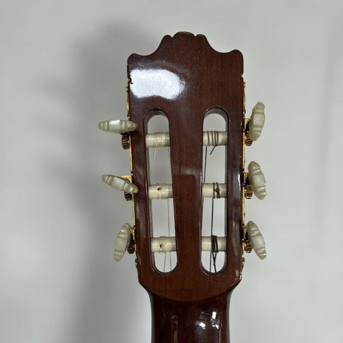 Yamaha Classical Guitar C-200 Classic