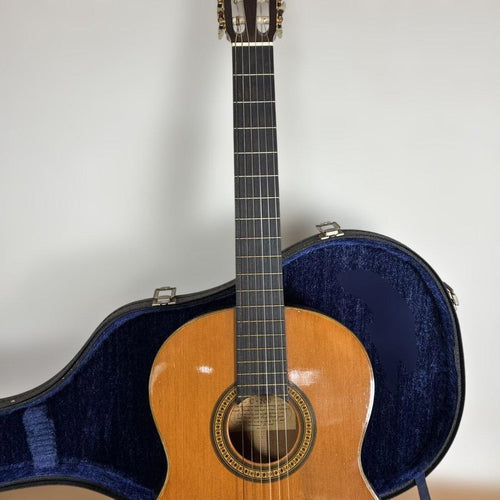 Yamaha Classical Guitar C-200 Classic