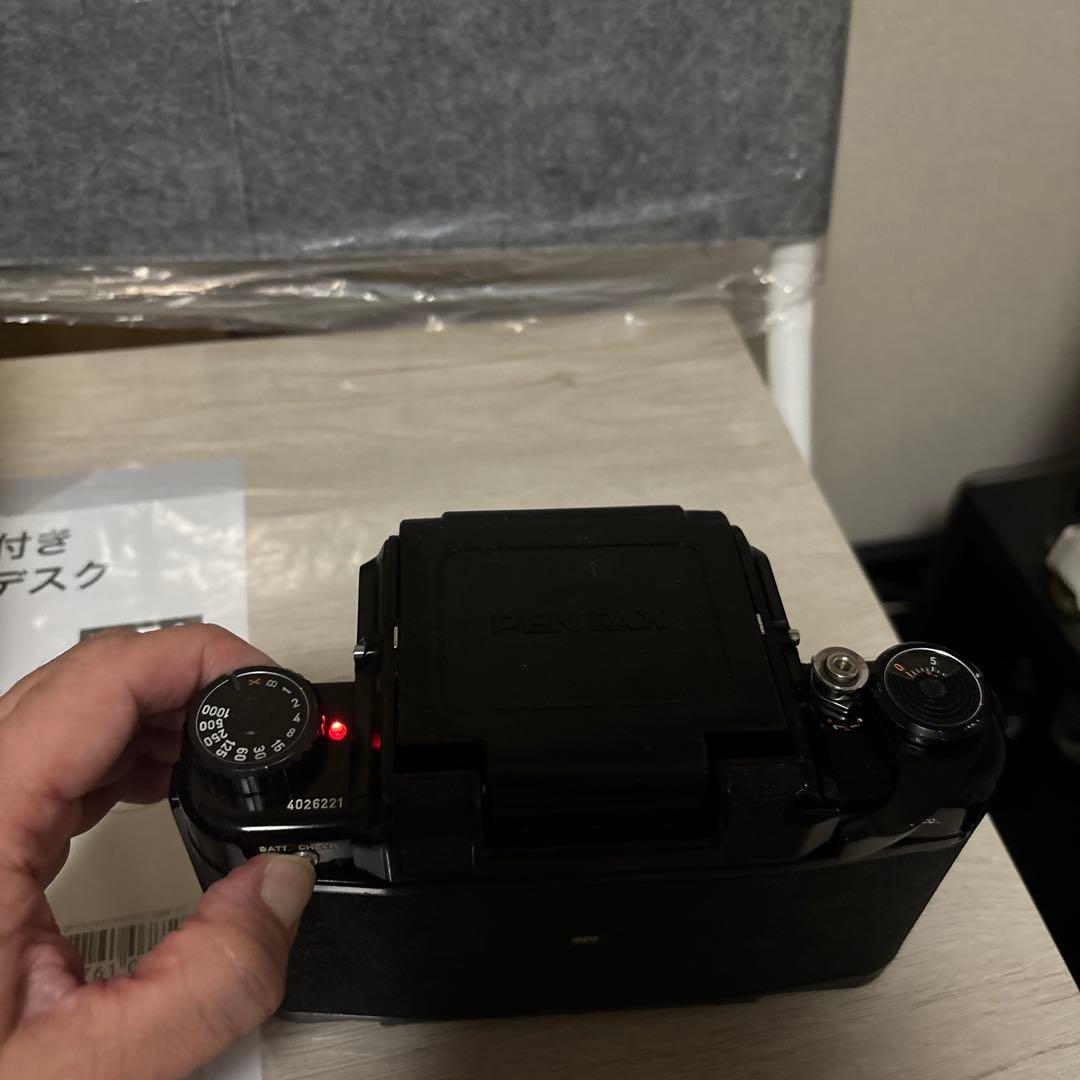 Pentax Large -Size Medium Format Camera (Film) 6 7 Body