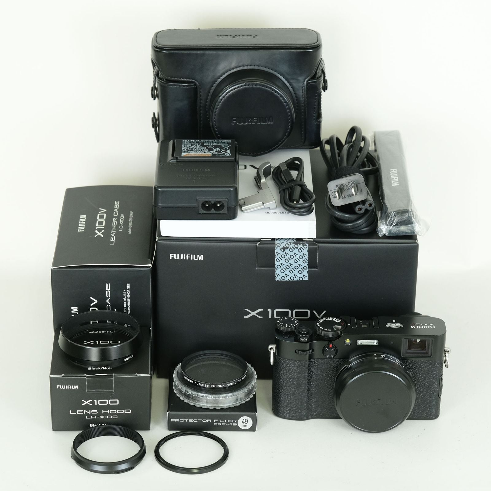 Fujifilm Compact Digital Camera 8,300 X100V