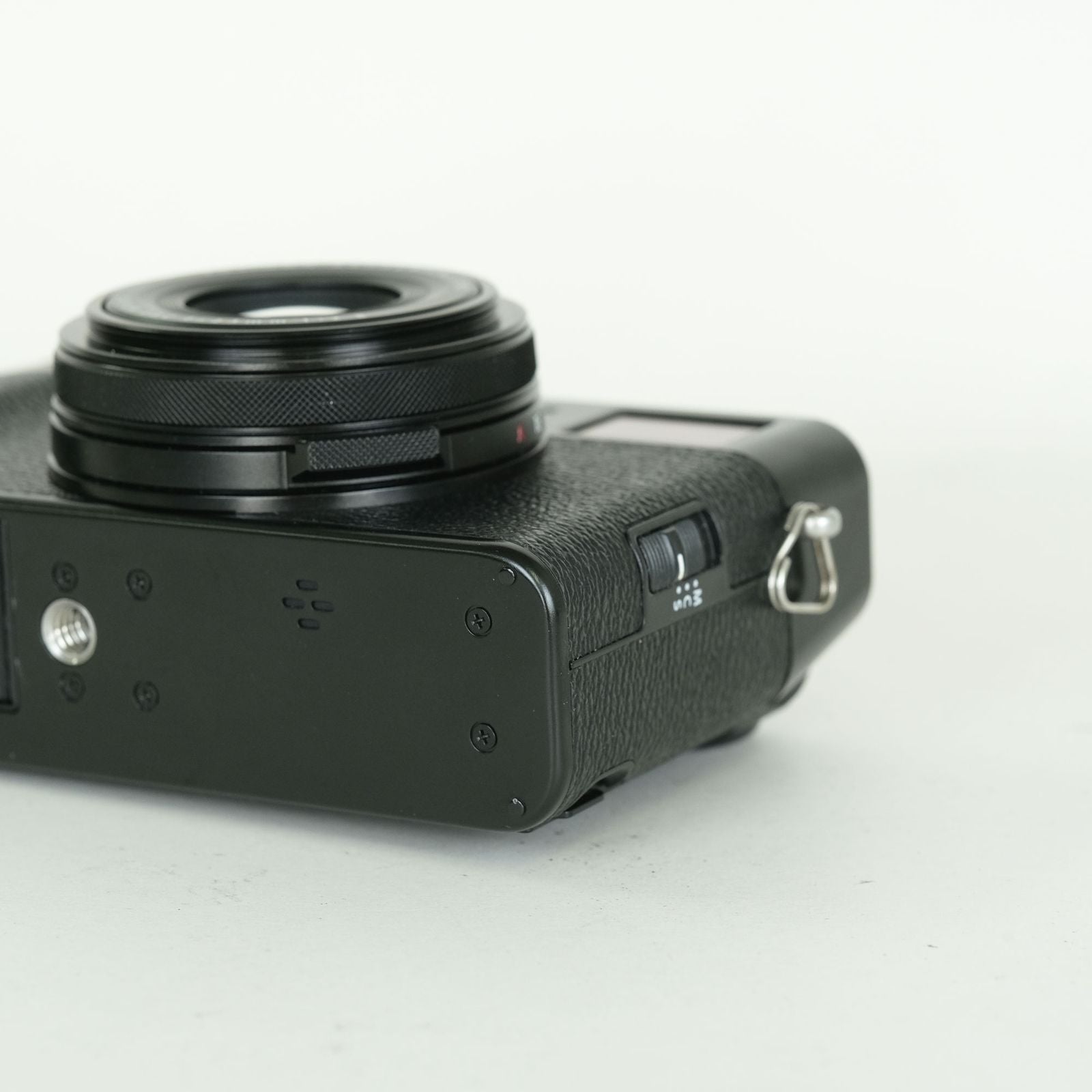 Fujifilm Compact Digital Camera 8,300 X100V