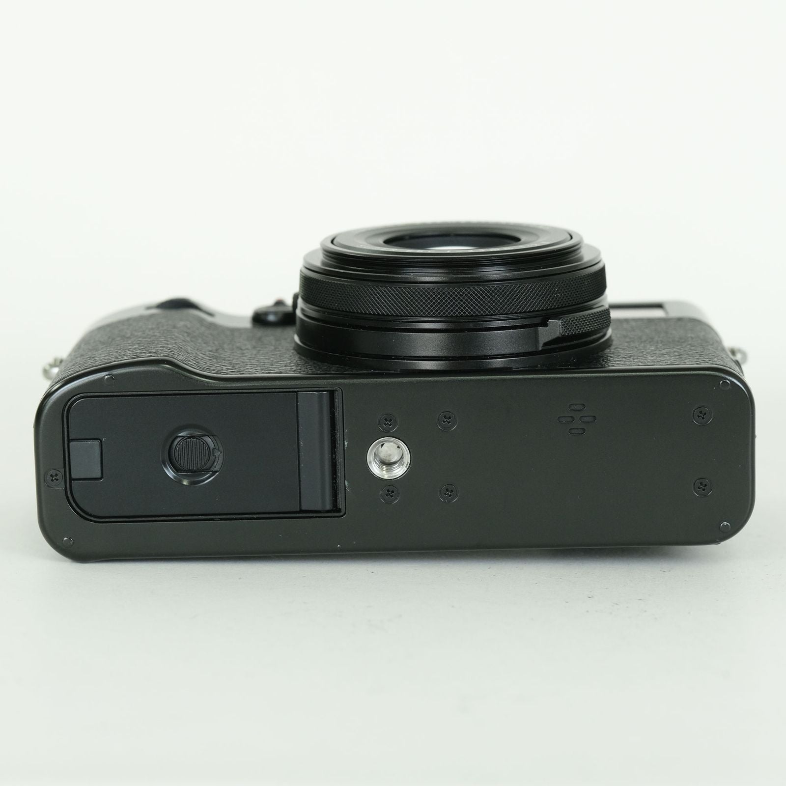 Fujifilm Compact Digital Camera 8,300 X100V