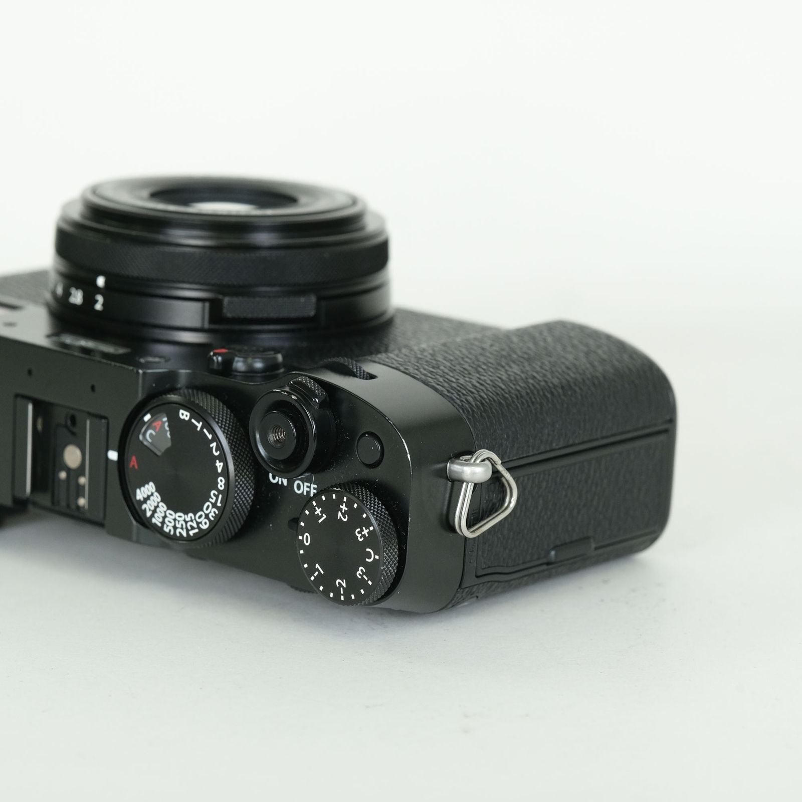 Fujifilm Compact Digital Camera 8,300 X100V