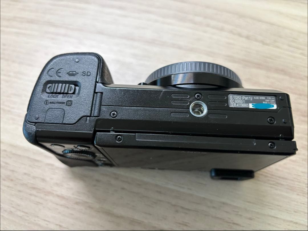 Sony Mirrorless Interchangeable Lens Cameras 6100