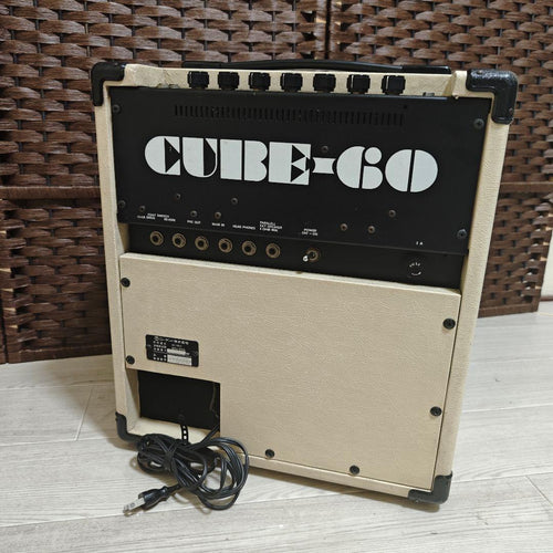 Roland Guitar Amplifiers Cube-60