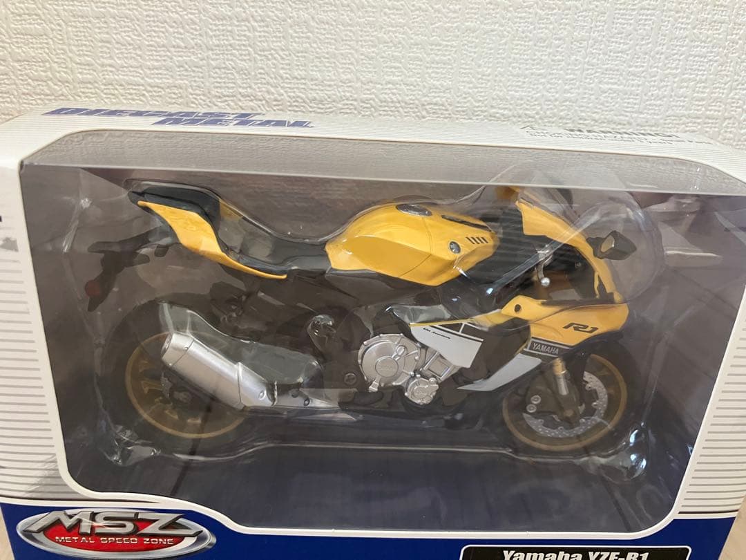 Motorcycles Yamaha Yzf-R1 6