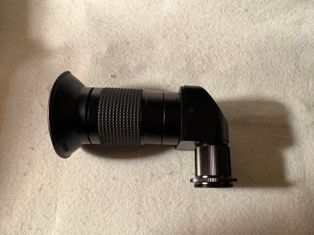 Œilletons pour viseurs Contax
