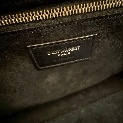 Saint Laurent Paris Shoulder Bags