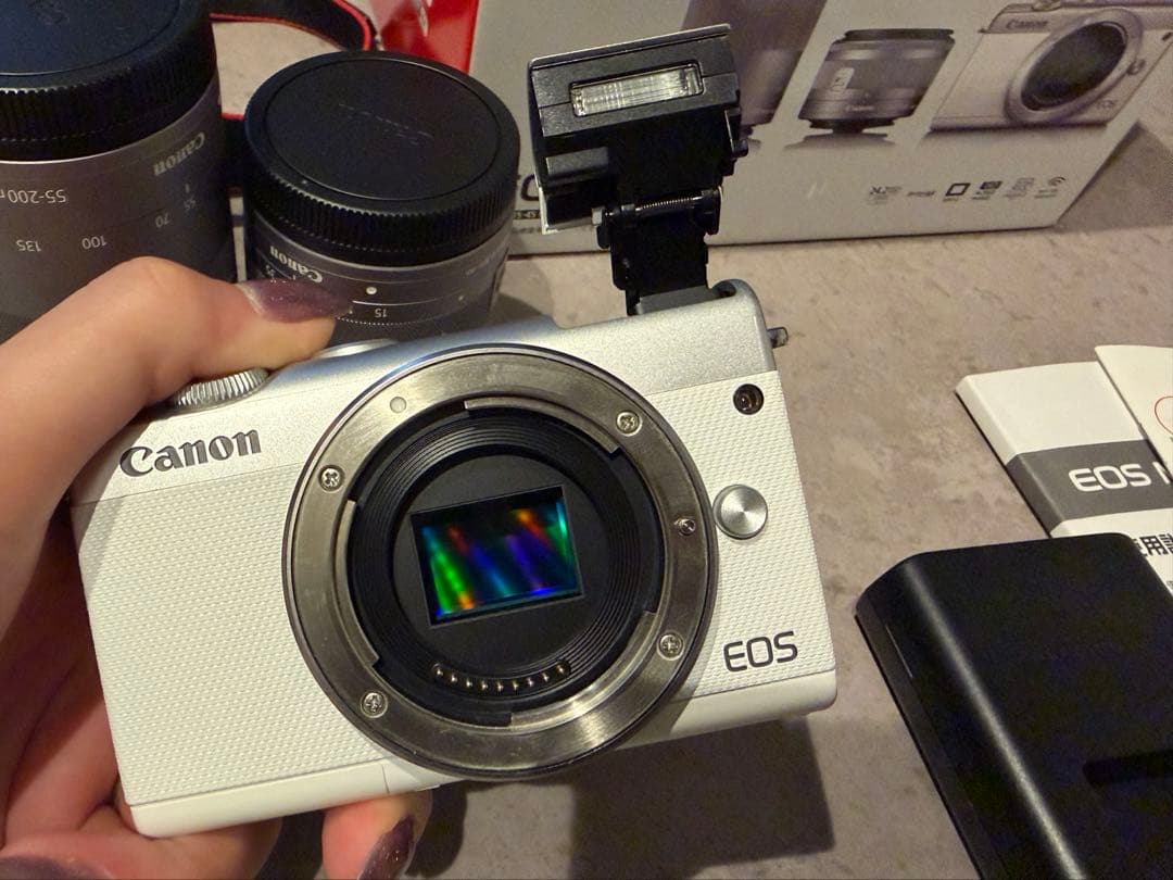 Canon Mirrorless Interchangeable Lips Eos M100