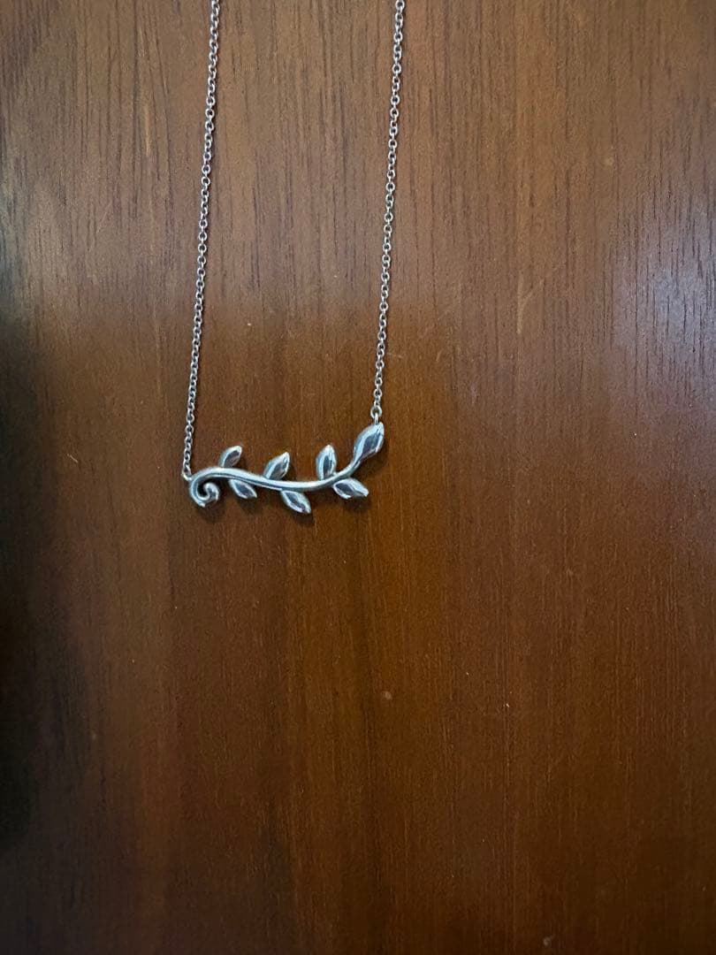 Tiffany Necklaces Co.