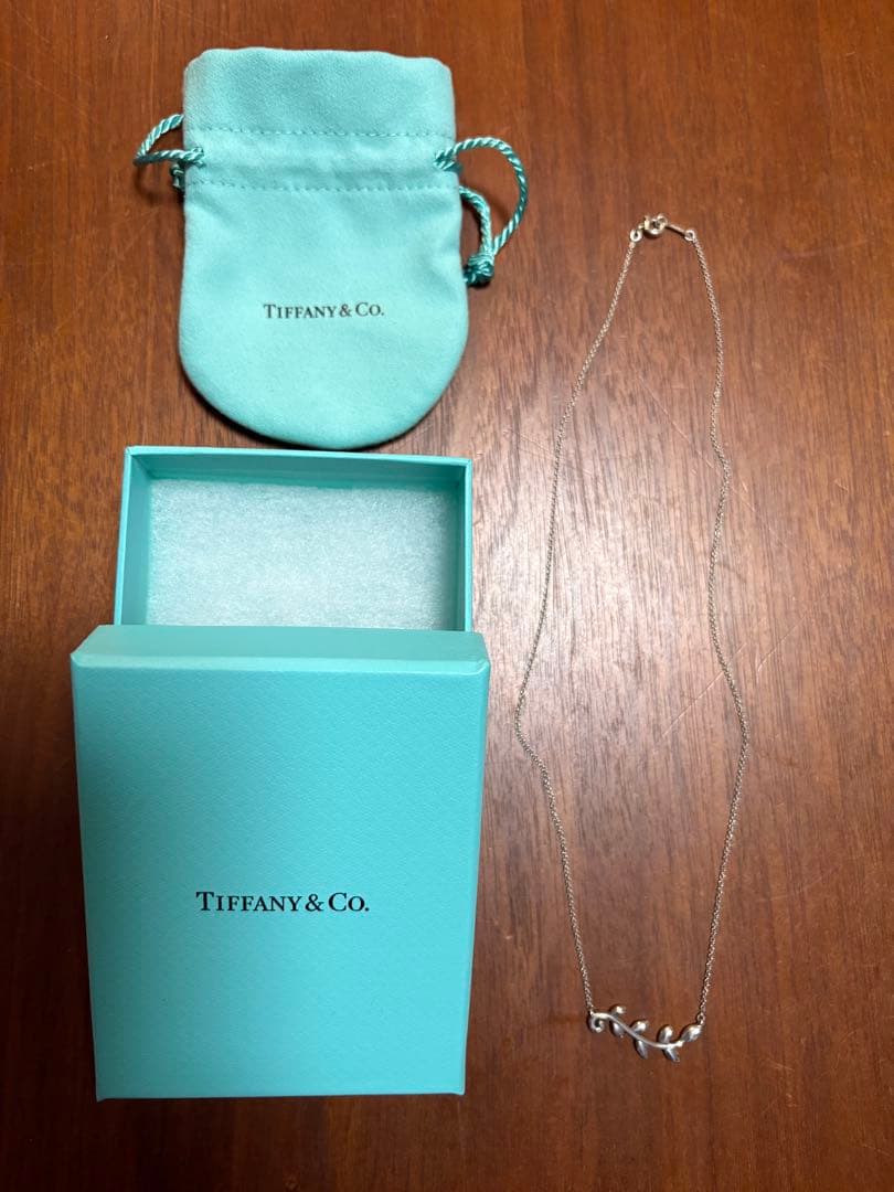 Tiffany Necklaces Co.
