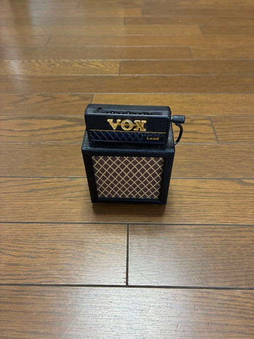 Guitar Amplifiers Yamaha Thr5A &Vox Pathfinder10