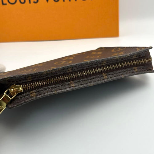 Louis Vuitton Pouches