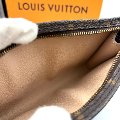 Louis Vuitton Pouches