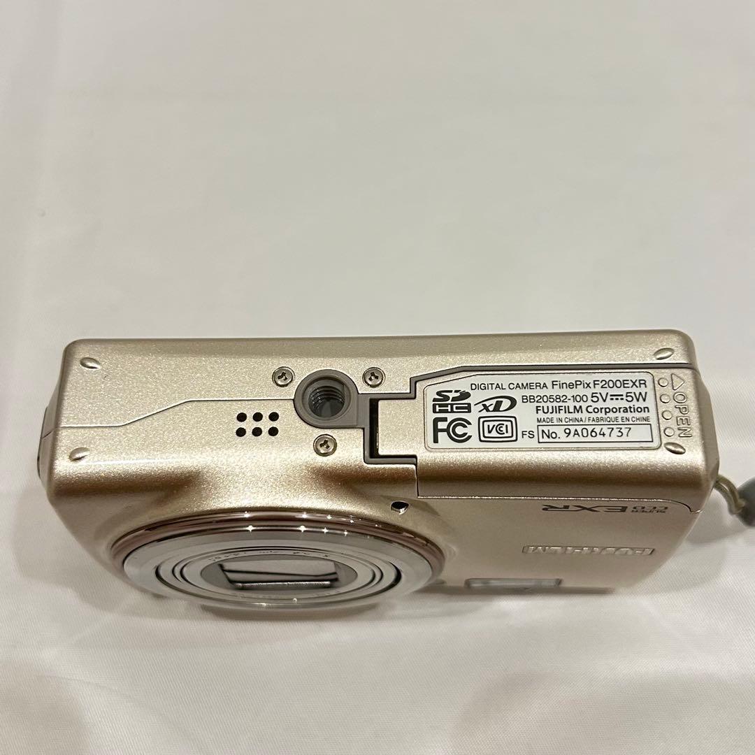 Fujifilm Compact Digital Cameras Finepix F200Exr