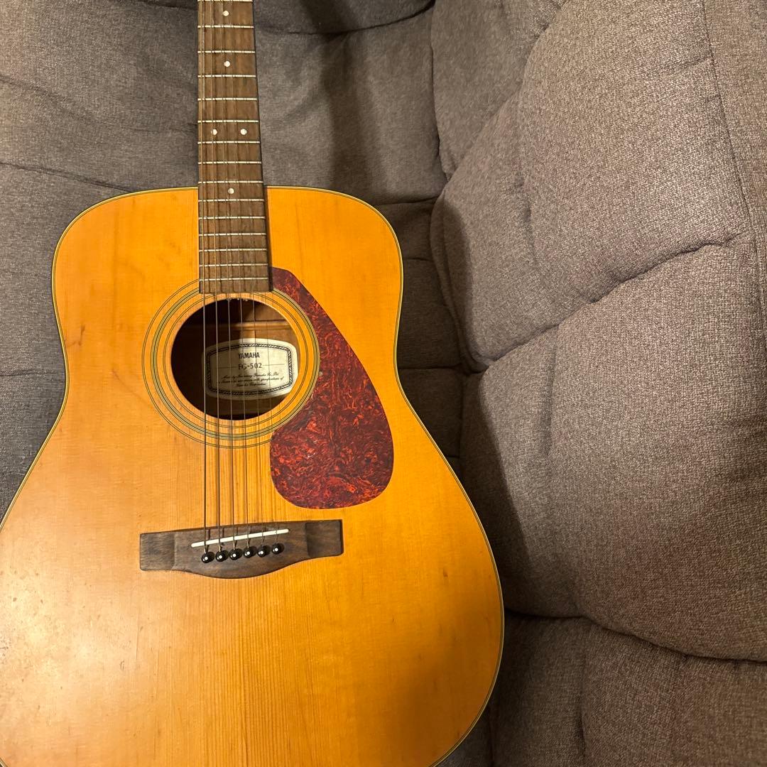 Acoustic Guitars Yamaha Fg-502