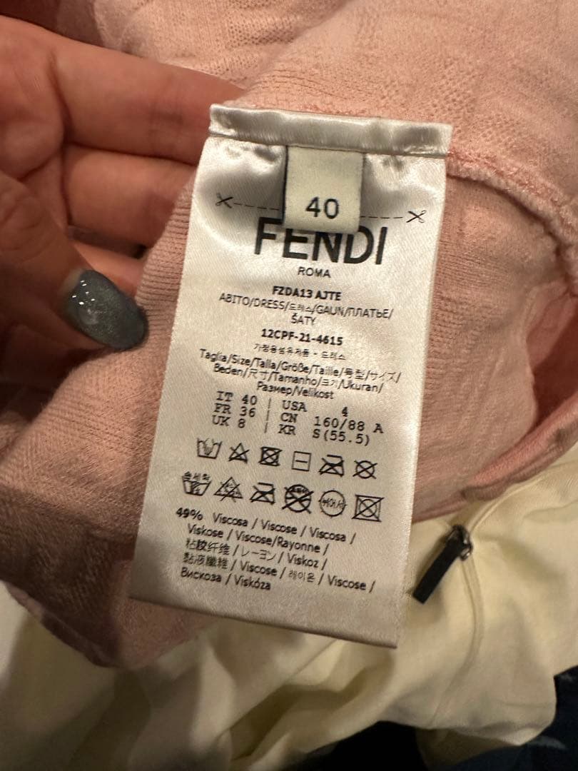 Fendi Long-Sleeve Three-Quarter-Sleeve