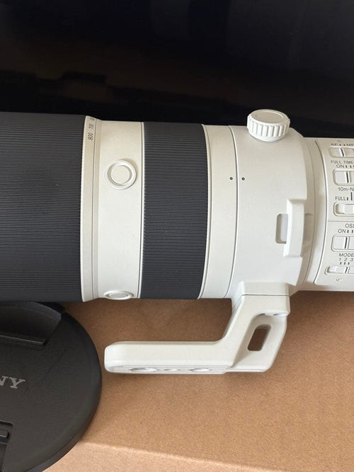 Sony Zoom Lenses Fe 400-800Mm F6.3-8 G Sel400800G B