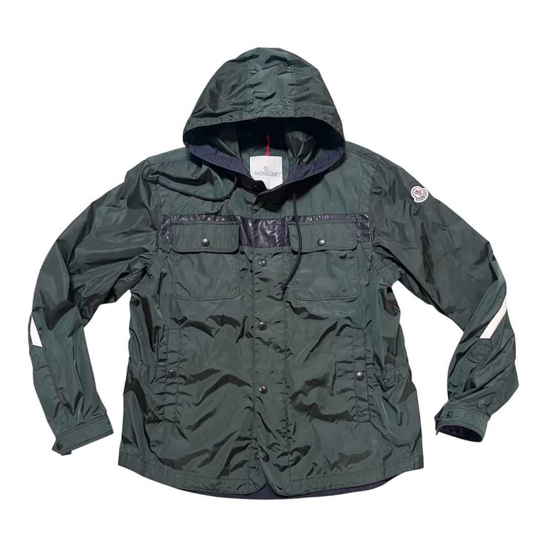 Moncler Nylon Jackets 2 M