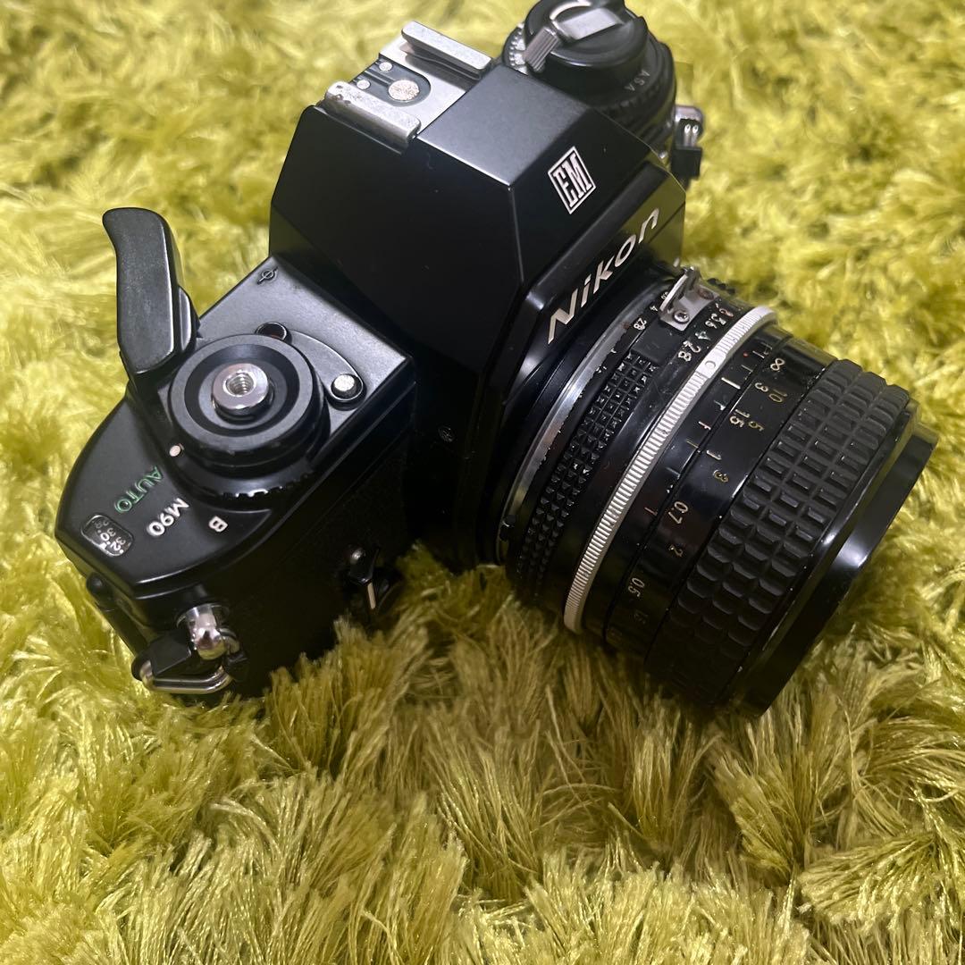 Slr Cameras (Film) Nikon Em Nikkor F2.8
