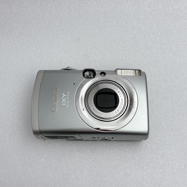 Canon Compact Digital Camera Ixy 800Is