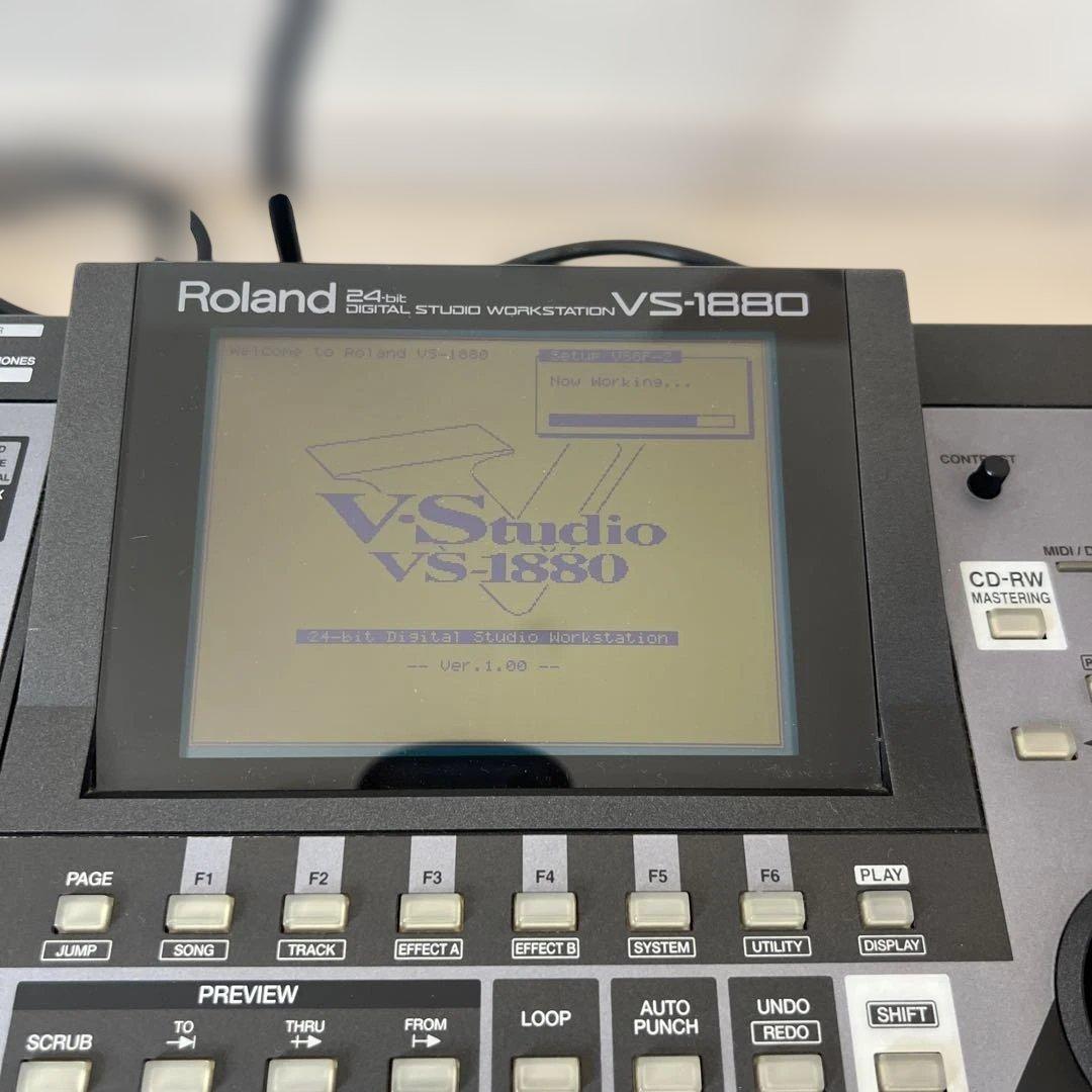 Roland Multi -Track Recorder Vs-1880