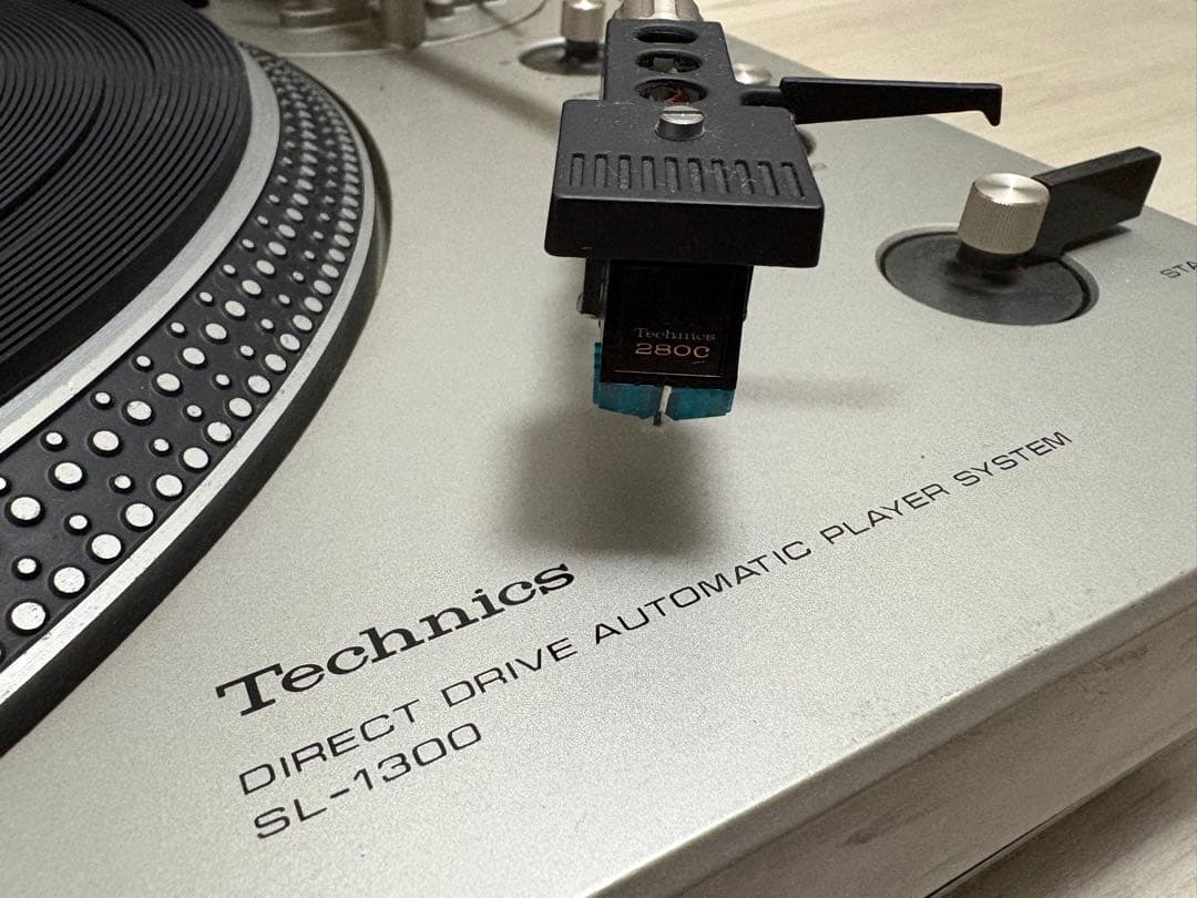 Technics Record Players (Turntables) Sl-1300