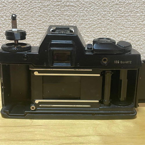Contax Slr Camera (Film) 139 Quartz