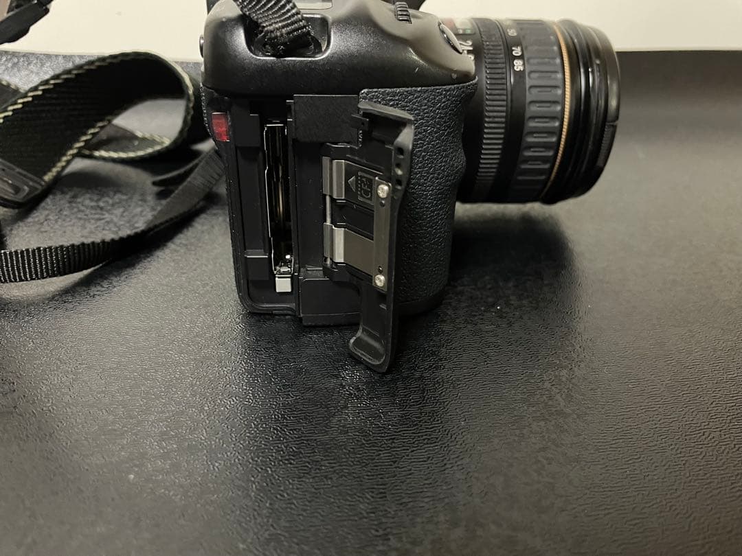 Other Canon Eos 10D Ef75-300Mm Lens Ef 24-85Mm