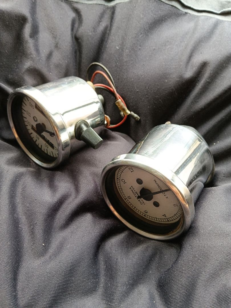 Daytona Speedometers Sr400