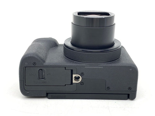 Compact Digital Camera Powershot V1
