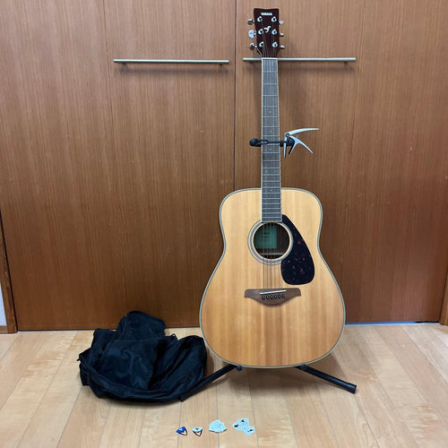 Yamaha Acoustic Guitars Fg820