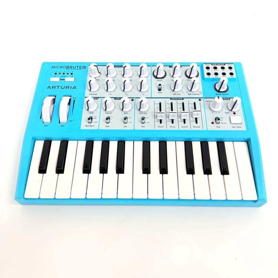 Analog Synthesizers Arturia Micro Brute Se