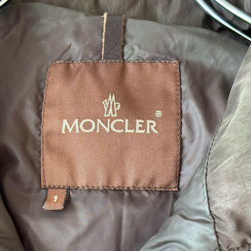 Moncler Down Jackets M