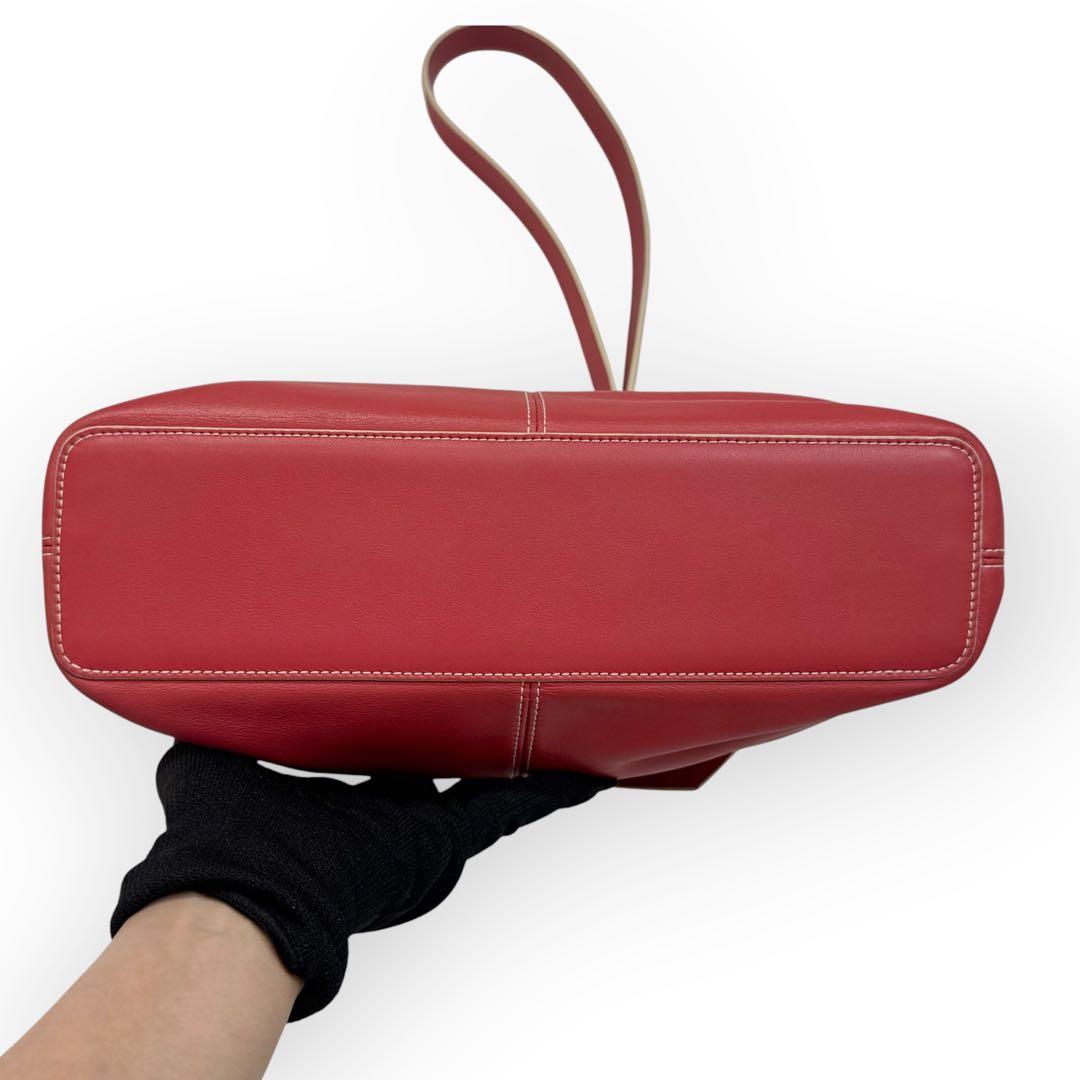 Loewe Shoulder Bags