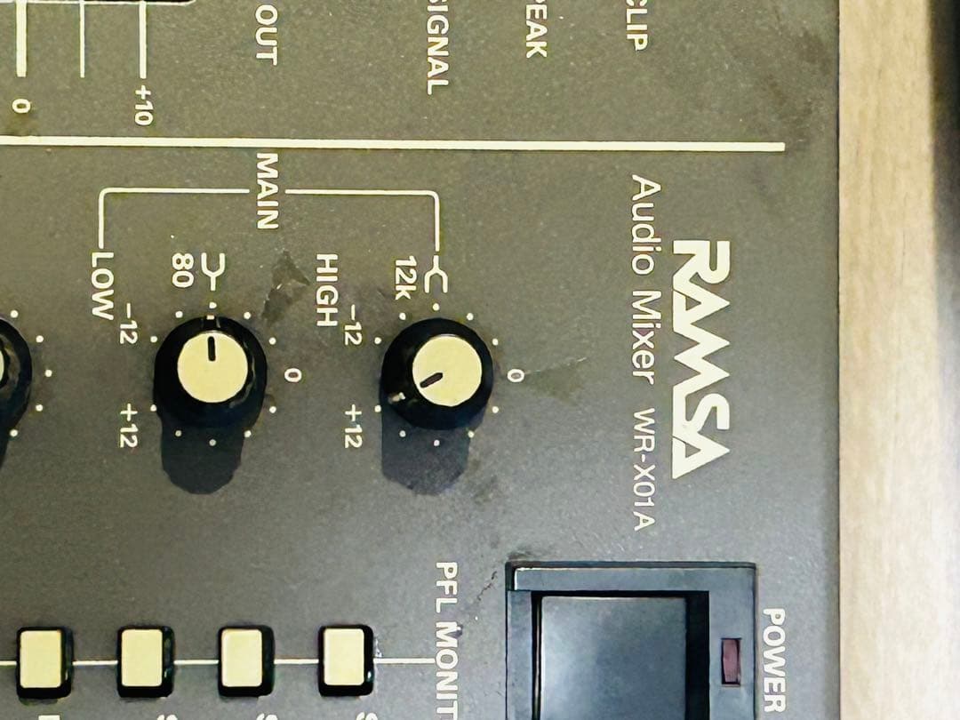Radio And Boombox Perdisco Trk-8300 &Ramsa Wr-X01A