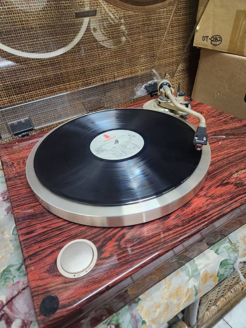 Denon Record Players (Turntables) Dp-900M