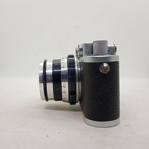 Leica Rangefinder Cameras B W/Industar-61