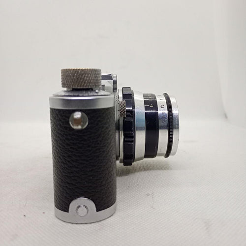 Leica Rangefinder Cameras B W/Industar-61