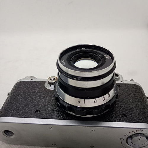 Leica Rangefinder Cameras B W/Industar-61