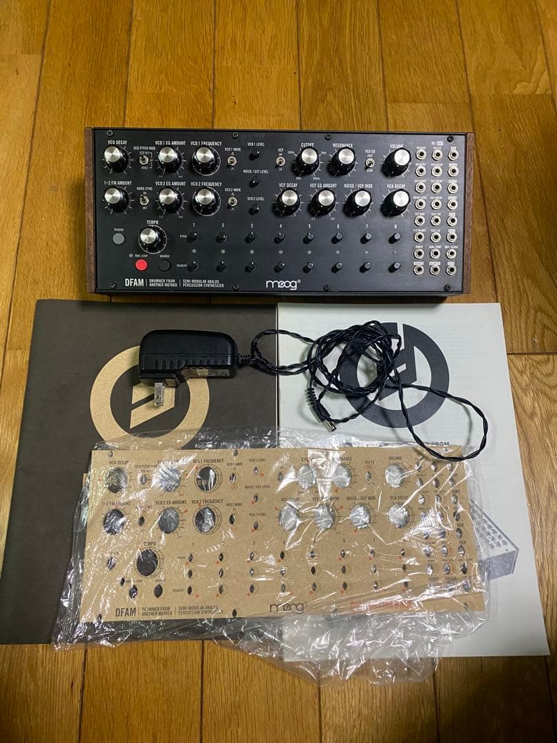 Moog Analog Synthesizer Dfam