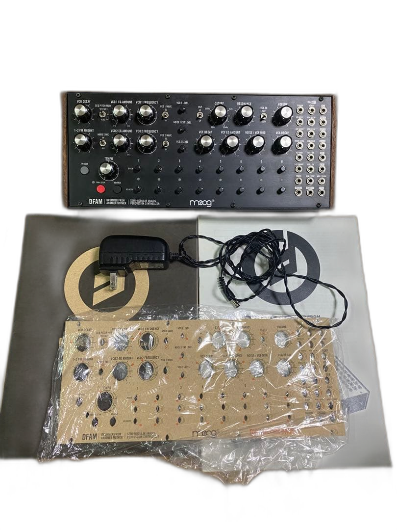 Moog Analog Synthesizer Dfam