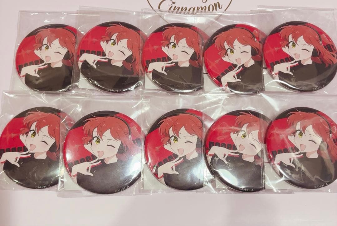 Pins, Pin Badges, Can