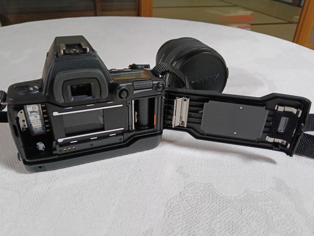 Contax Slr Cameras (Film) Nx Vario-Sonnar 24-85Mm