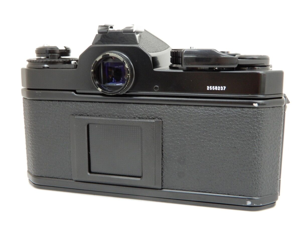 Slr Camera (Film) Fe2