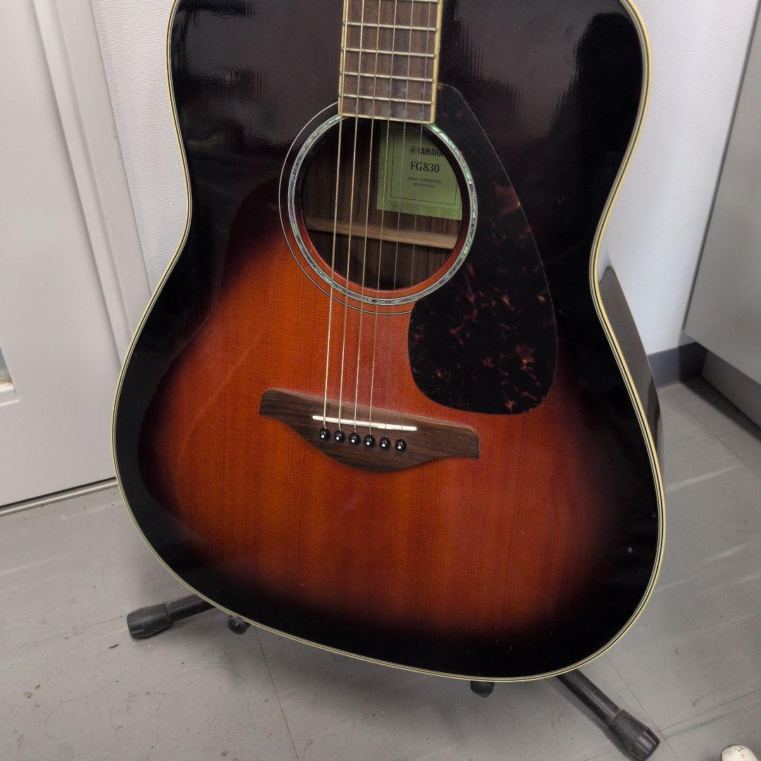 Acoustic Guitars Yamaha Fg830