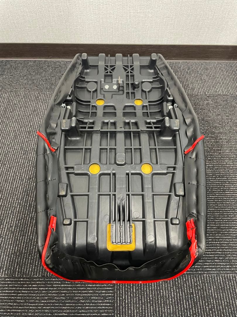 Seats Xjr400